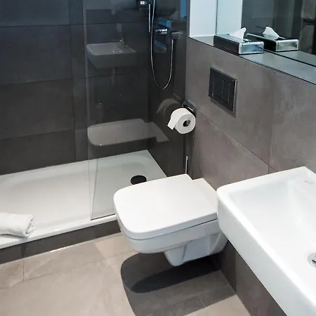 Der Gruene Baum Hotel