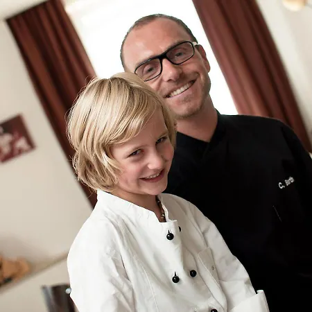 Der Gruene Baum Hotel 2*