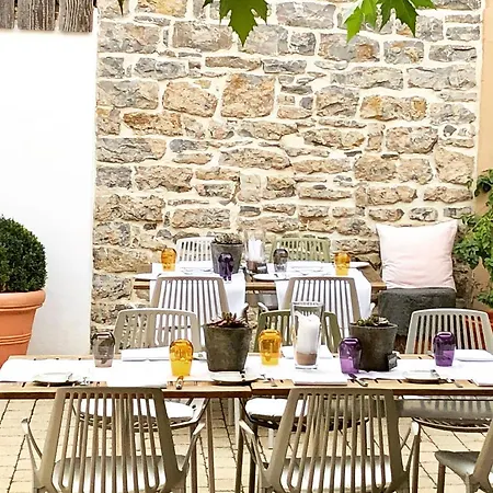 Der Gruene Baum Sinsheim