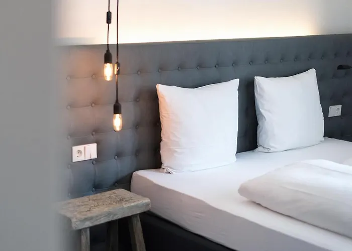 Hotell Der Gruene Baum Sinsheim