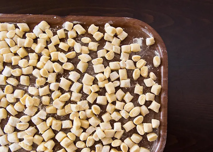 Der Gruene Baum מלון 2*